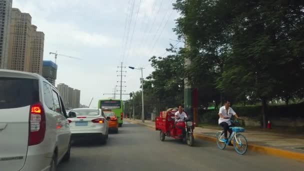 Xian China Julho 2019 Vista Frontal Carro Tráfego Rua Movimentada — Vídeo de Stock