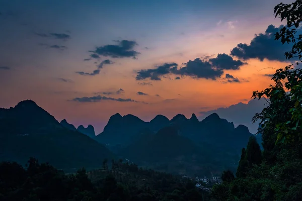 Xianggong Hill Viewpoint View Beautiful Green Lush Dense Karst Mountain — Stock Photo, Image