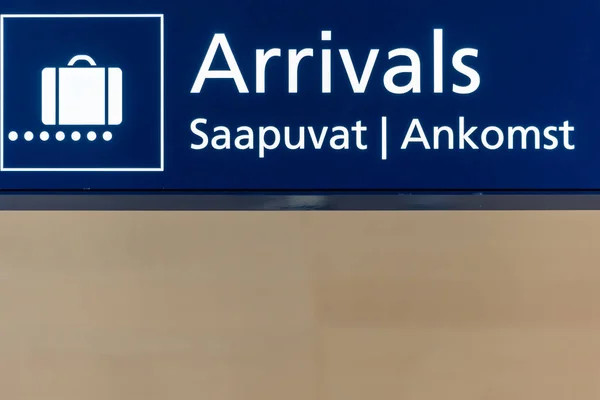 Kék Repülőtér Érkezések Aláírás Fórumon Helsinkiben Finnország — Stock Fotó