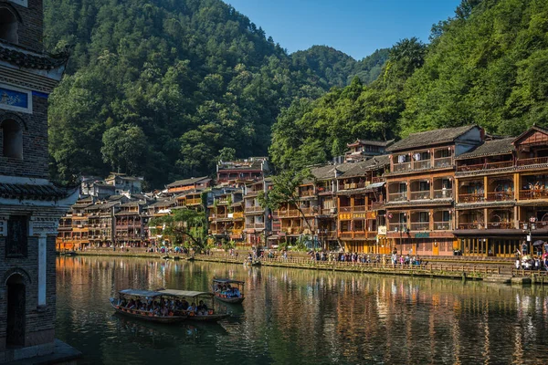 Feng Huang Čína Srpen 2019 Pamětihodnosti Staré Dřevěné Turistické Lodě — Stock fotografie