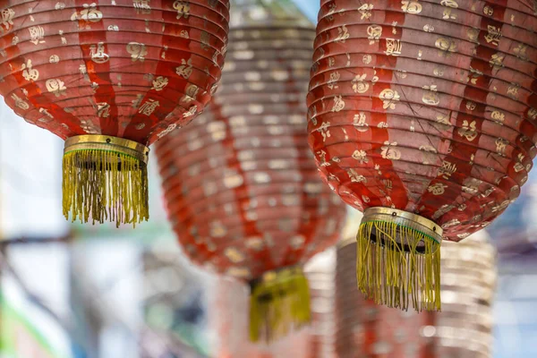 Feng Huang China August 2019 Bunte Chinesische Papierlaternen Hängen Gebäuden — Stockfoto