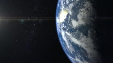 Dünyadan uzaya. Yıldızlar parıldıyor. Dünya üzerinde uçmak. 4 bin. Kamera ileri gidiyor. Dünya yavaşça döner. Gerçekçi atmosfer. 3D Volumetrik Bulutlar. Çerçevede güneş yok..