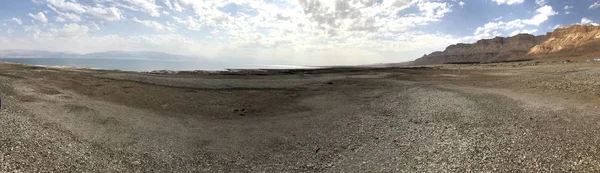 Панорамный Вид Мертвое Море Скалы Иудейской Пустыни Эйн Геди Израиль — стоковое фото