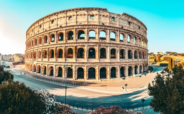 O Coliseu Romano — Fotografia de Stock