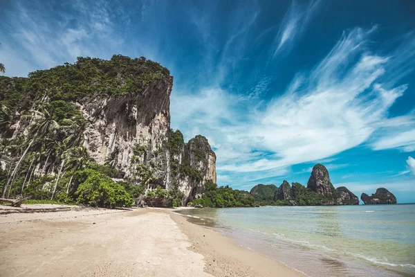 Tonsai praia na Tailândia — Fotografia de Stock