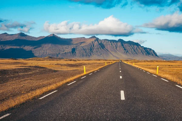 İzlanda üzerinden yol — Stok fotoğraf