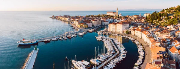 Aerial panorama of Slovenian city Piran — Stock Photo, Image