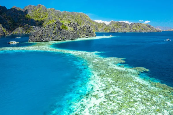 Filipinler Coron Adası muhteşem manzara — Stok fotoğraf