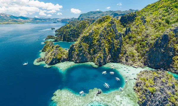 Paesaggio panoramico dell'isola di Coron nelle Filippine — Foto Stock