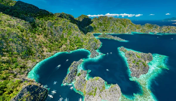 Paisaje panorámico de la isla de Coron en Filipinas — Foto de Stock