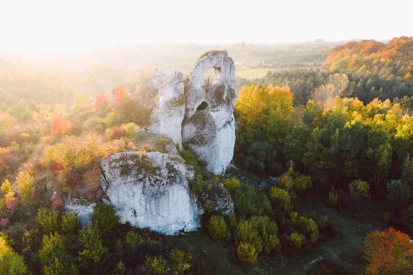 Unieke Okiennik steen in Polen — Stockfoto