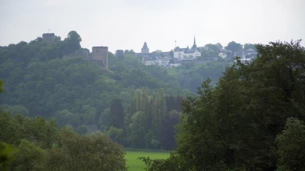 Schönes kleines Dorf in Deutschland — Stockvideo