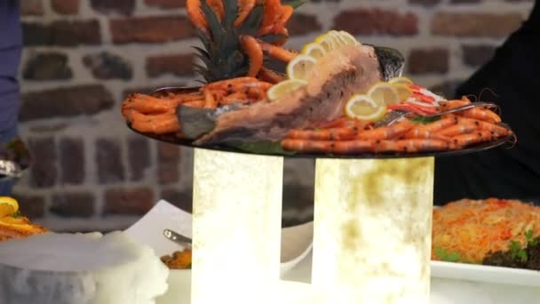 People group catering buffet food indoor in luxury restaurant with meat colorful — Stock Video