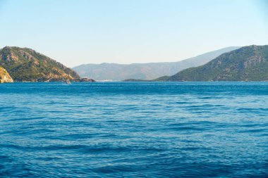 Türkiye: ege deniz ve dağ manzaralı