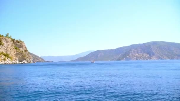 Turquie : vue sur la mer Égée et la montagne — Video