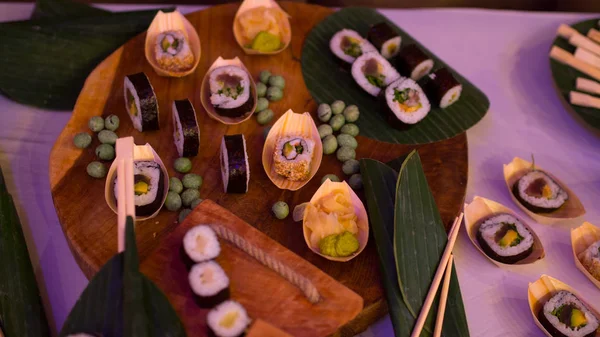 lüks Restoran kapalı açık büfe gıda catering