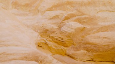 Mısır deseni güneşli havada renkli kanyon