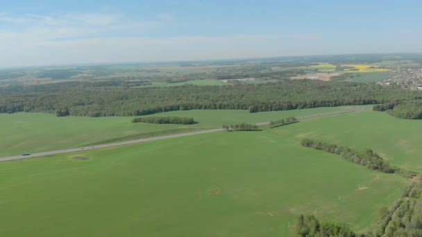 ベラルーシの森林と野原航空写真 — ストック動画