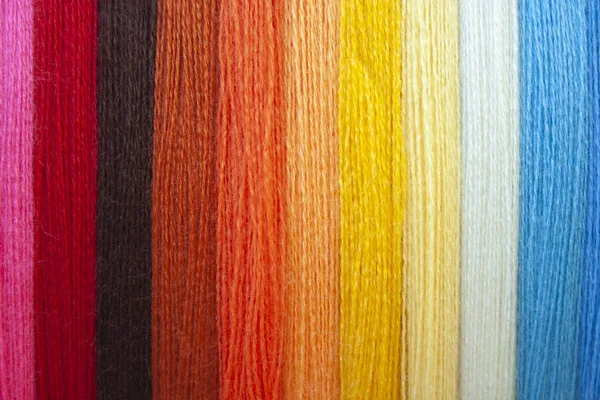 Molte Stringhe Filato Multicolore Sfondo Design Texture Filo Colorato Concetto — Foto Stock