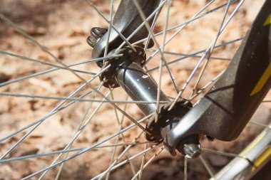 Kirli bisiklet tekerleği