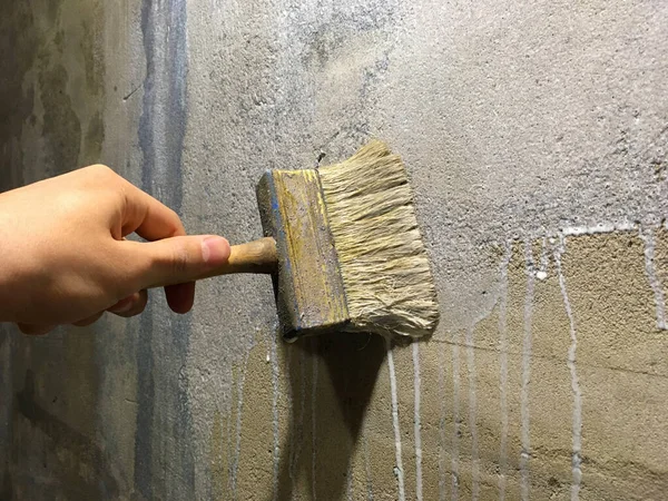 İlk beton kaplama süreci.