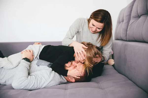 Happy Parents Daughter Spending Time Together Home — Stock Photo, Image