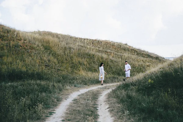 Young Couple Black French Bulldog Hills Summer Day — Stock Photo, Image