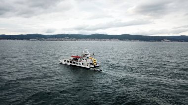 Karadeniz tekne üzerinde havadan görünümü