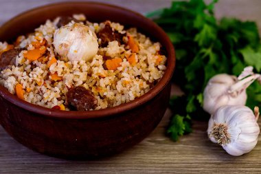 Dana eti ile gerçek özbek pilavı