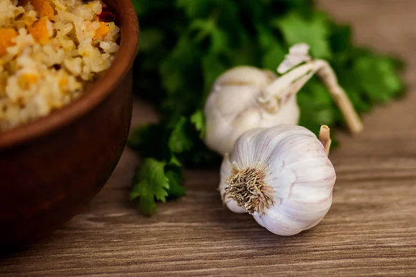 sarımsak baş yemek için baharat