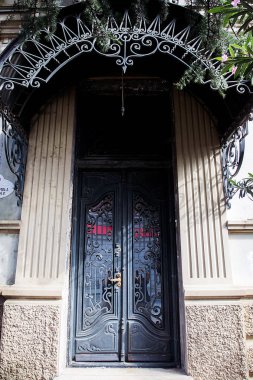 ilginç el yapımı kapı tasarımı