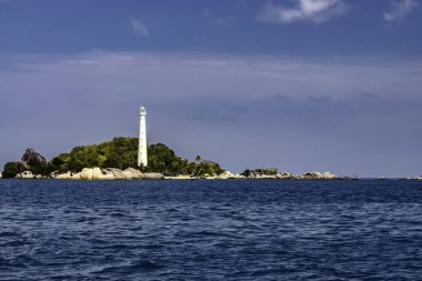 Belitung Endonezya'dan Lengkuas Adası
