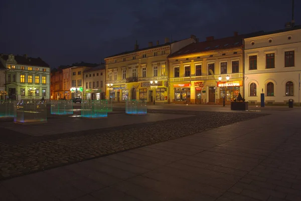 Oswiecim Polonia Dicembre 2017 Piazza Principale Della Città Notte Tenements — Foto Stock