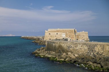 Koules Kandiye Kalesi. Girit Adası Yunanistan. Koules kale, turistik liman Kandiye şehir içinde.
