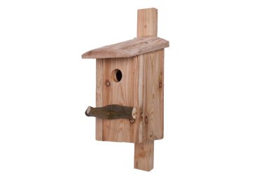 Beyaz arka plandaki kuş evi. Beyaz arka planda kuşlar için shed.