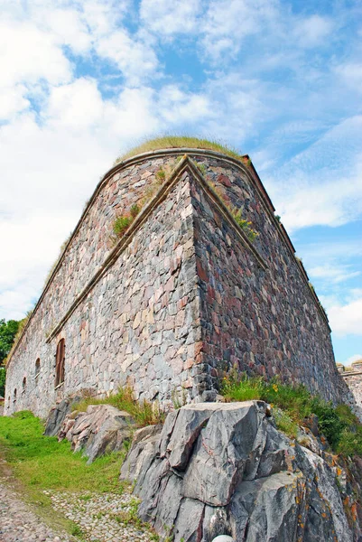 Suomenlinna kalesindeki duvar ve taşlar