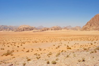 Wadi Rum Çölü 'nün kum arazisi