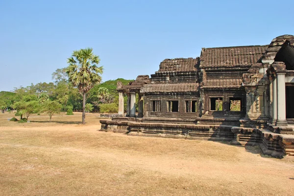 Ruiny Terenie Świątyni Angkor Wat — Zdjęcie stockowe