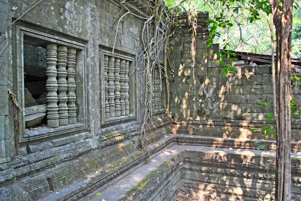 Ruiny Świątyni Beng Mealea Dżungli — Zdjęcie stockowe