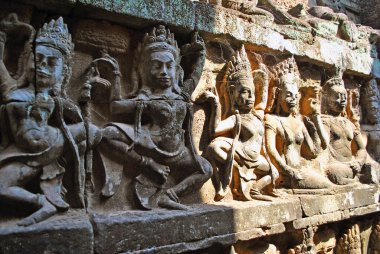 Angkor Thom 'daki Cüzzamlı Kral' ın Terası