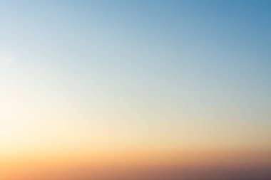 Mavi gökyüzü ve gün batımı arka plan, bulut. Soyut degrade backg