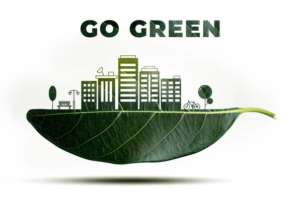 Go green city.  Save earth planet world concept. Ecology friendl — Stock Photo, Image