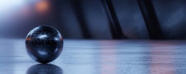 Fütüristik oda ortamının yansımalarıyla lekelenmiş metal top soyut 3D resimli arkaplan duvar kağıdı