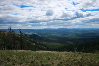 Kraka dağın doğal görünümü, Güney Ural, Rusya