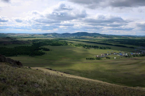 Natursköna Panoramautsikt Över Södra Ural Nära Kurkak Mount Basjkirien Ryssland — Stockfoto