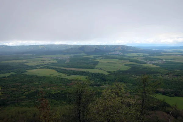 Γραφική Θέα Της Σειράς Uraltau Και Arvyakryaz Mount Ural Νότια — Φωτογραφία Αρχείου