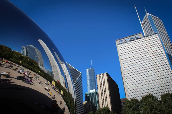 Chicago gökdelenler yansıma, parlak mavi sonbahar gökyüzü, ABD