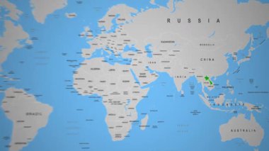 Dağların sisli ve yoğun tropikal orman tepe örtülü havası. Yüksek kalite 4k görüntü