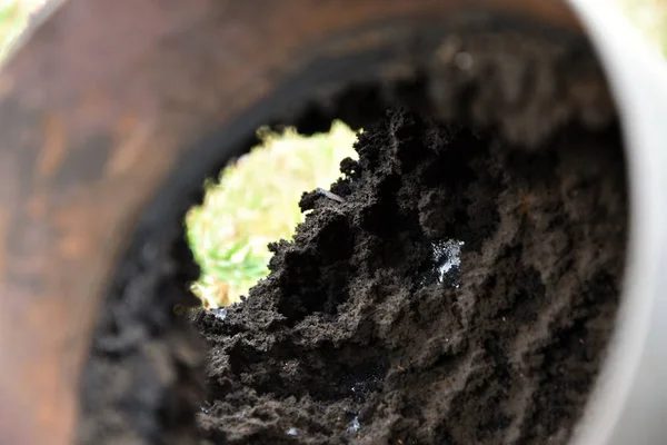 Chimney flue pipe covered with a thick layer of soot knee — Stock Photo, Image