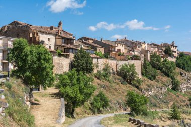 Segovia 'nın (İspanya) tarihi ortaçağ kenti Maderuelo)